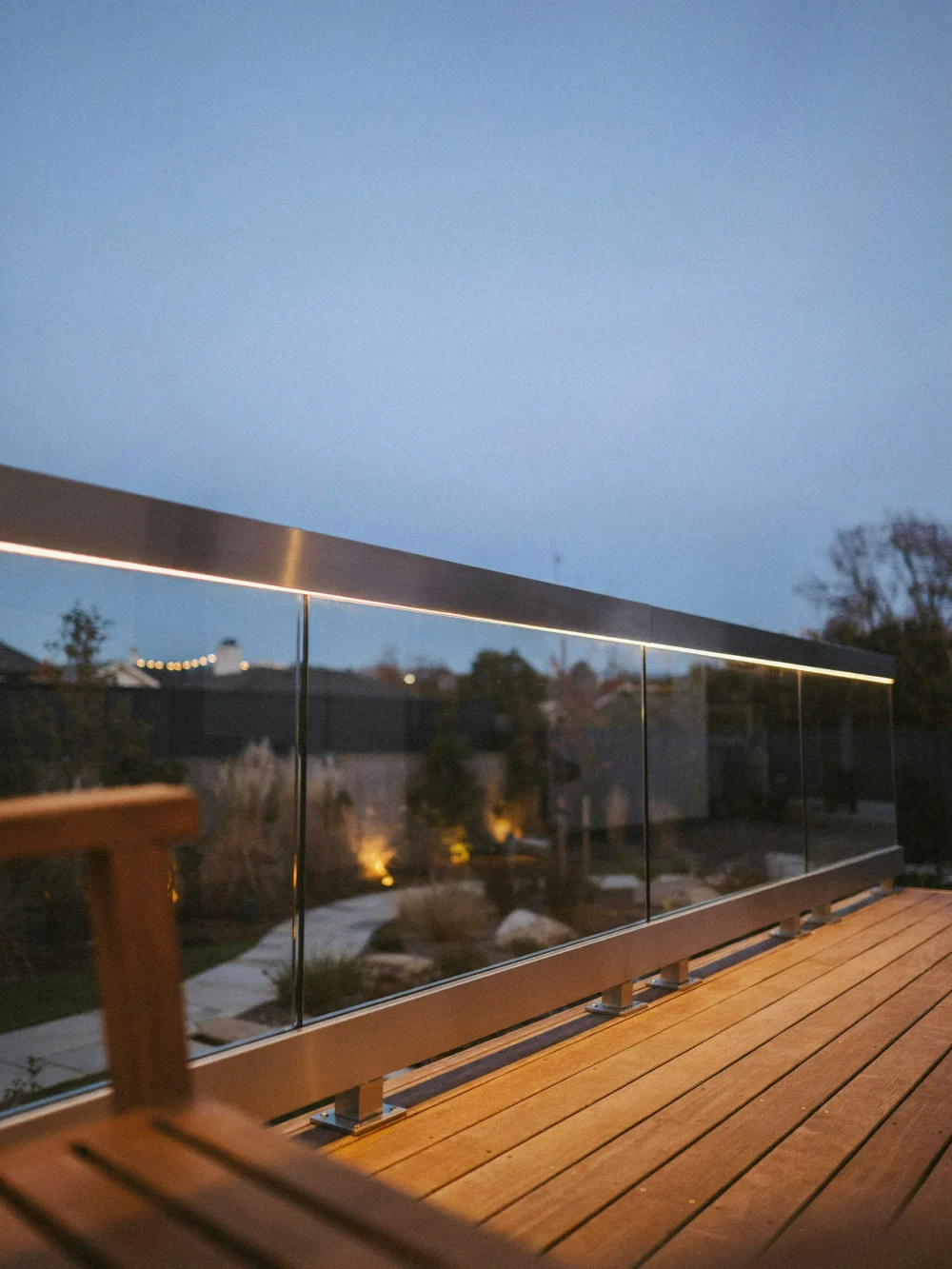Dual-Sided Railing Strips for Layered Depth