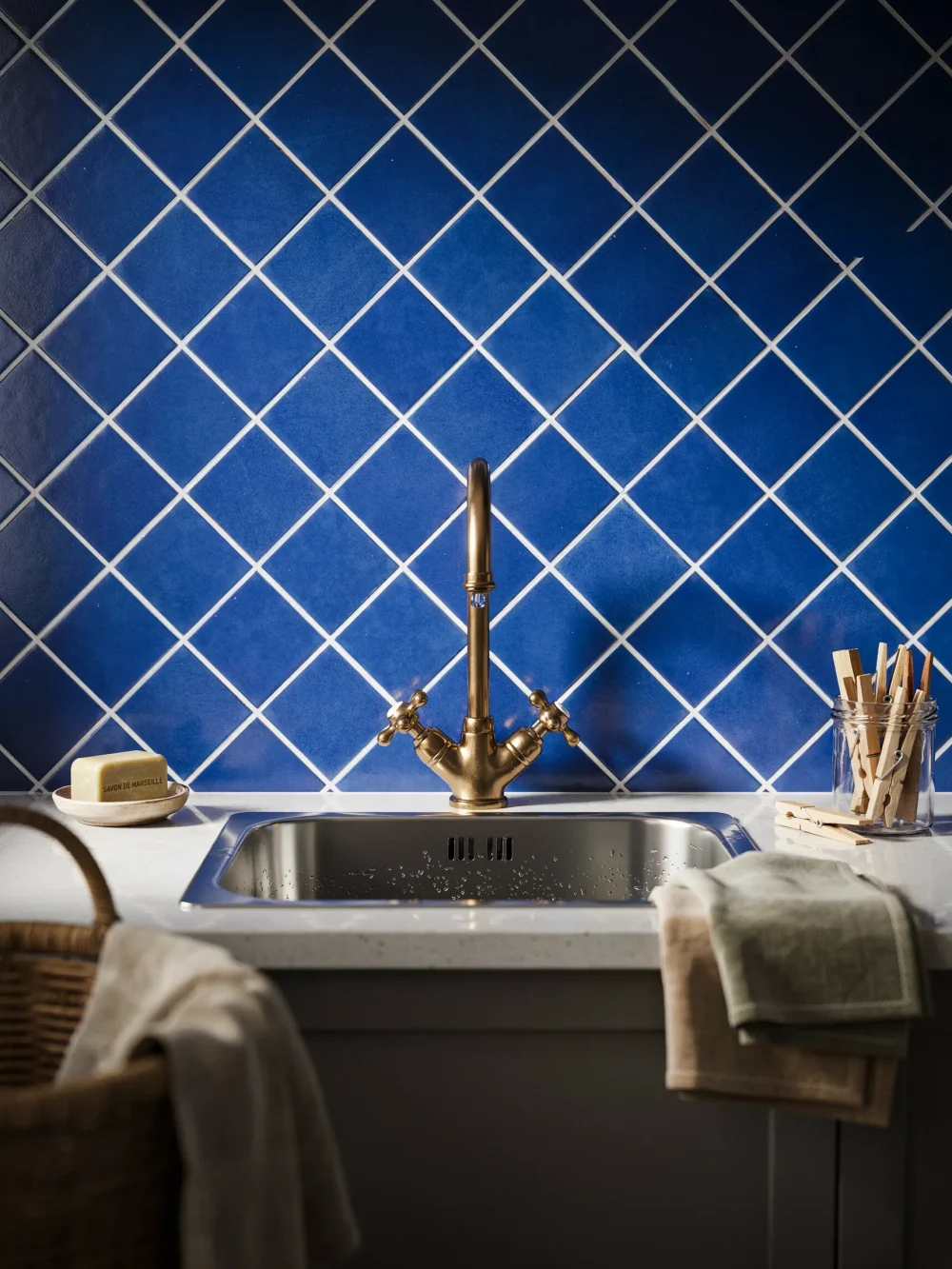 Cobalt Blue Diamond Grid