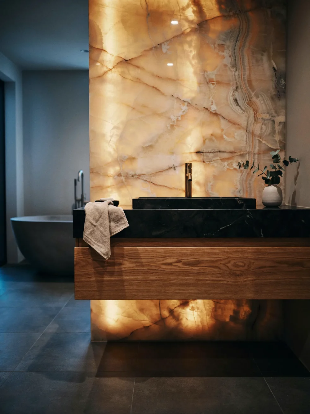 Onyx Integrated Sink With Backlit Stone Panel